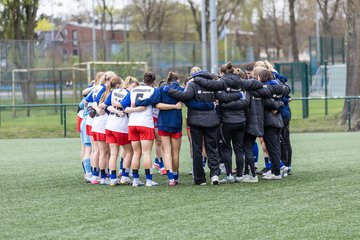 Bild 22 - F Hamburger SV 2 - SpVg Aurich : Ergebnis: 1:1